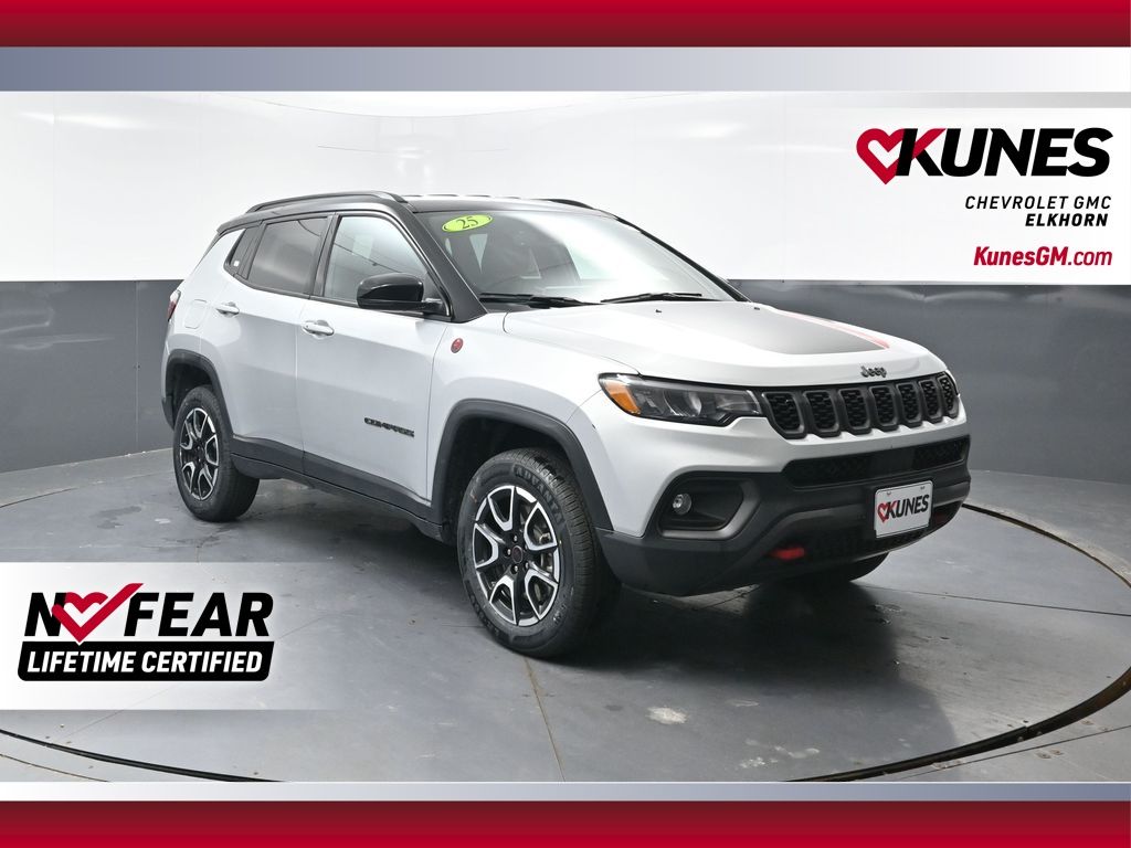 2025 Jeep Compass Trailhawk