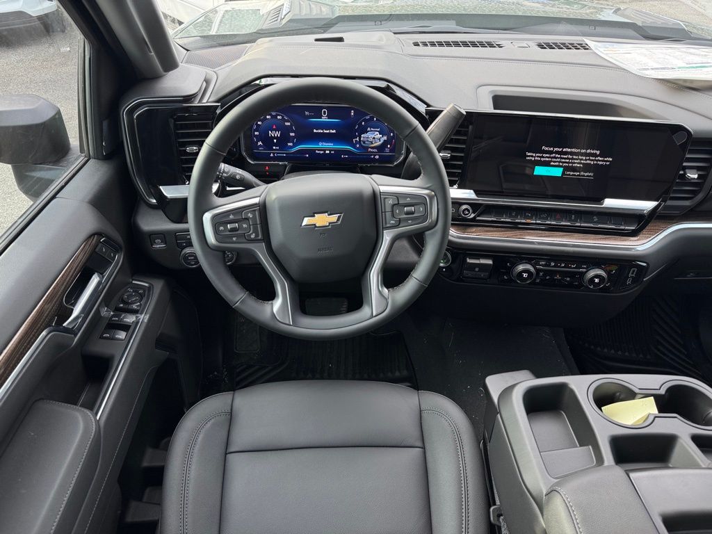 2025 Chevrolet Silverado 2500HD LT 17