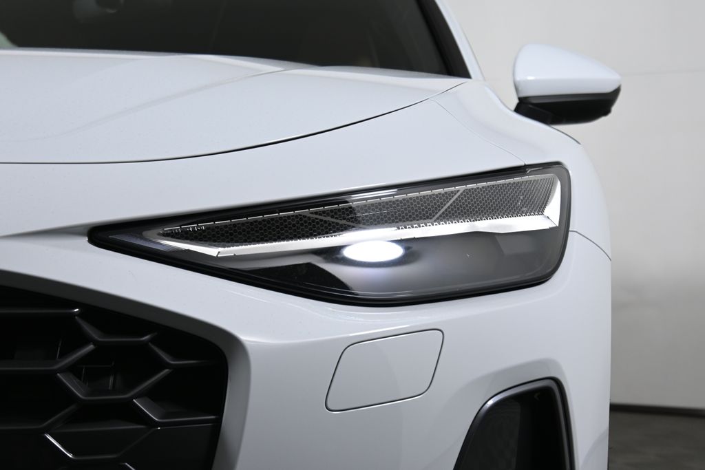 Thumbnail: 2026 Audi A6 - 10