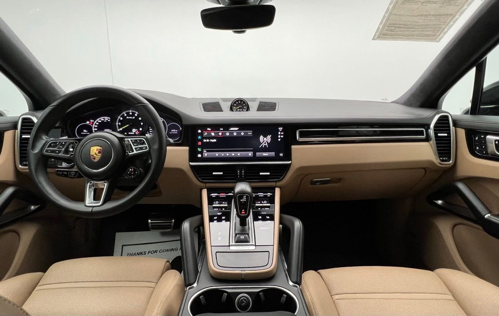 Thumbnail: 2022 Porsche  - 6