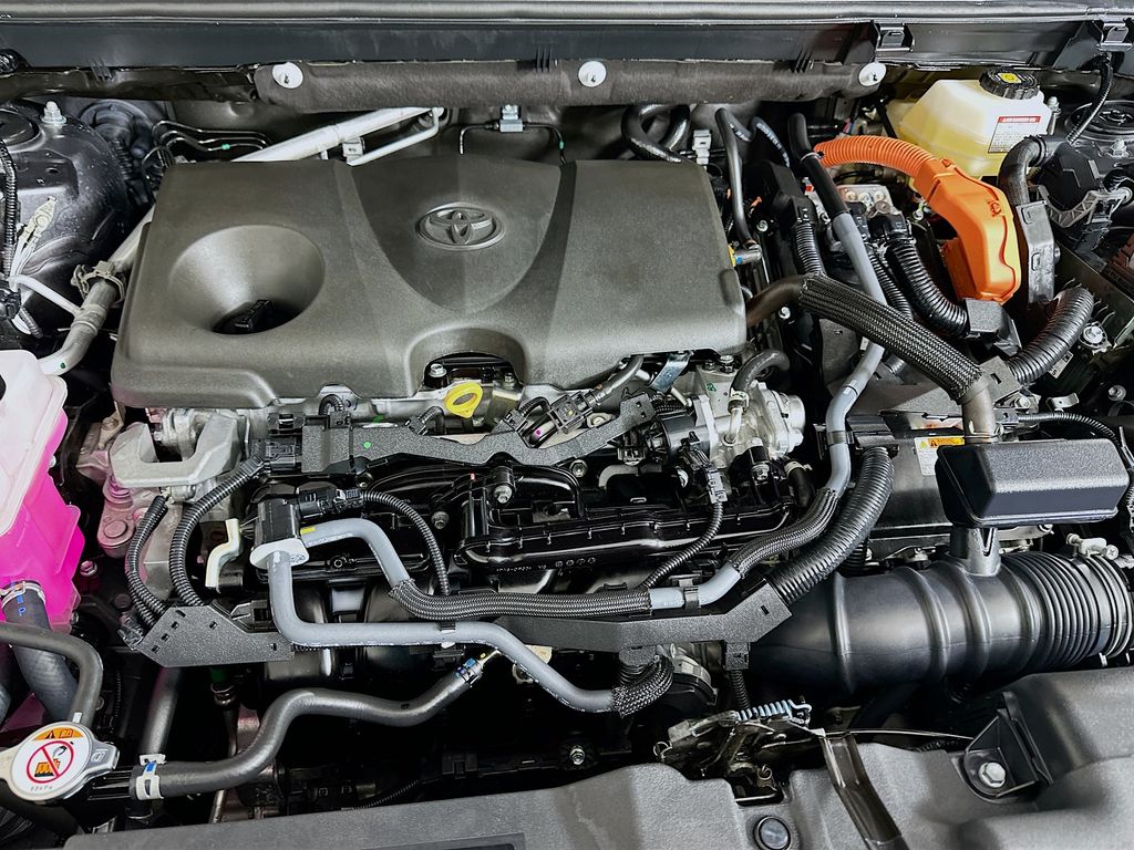 Thumbnail: 2024 Toyota RAV4 - 31