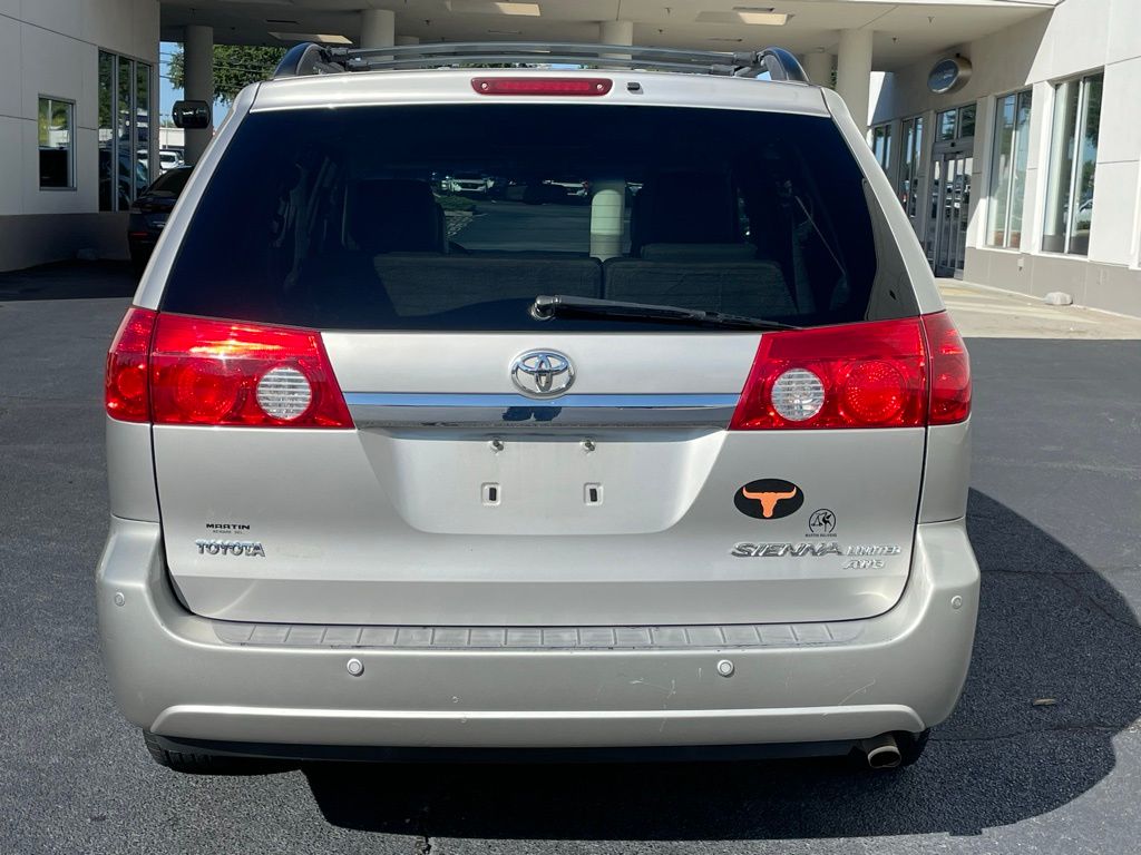 Thumbnail: 2006 Toyota Sienna - 4