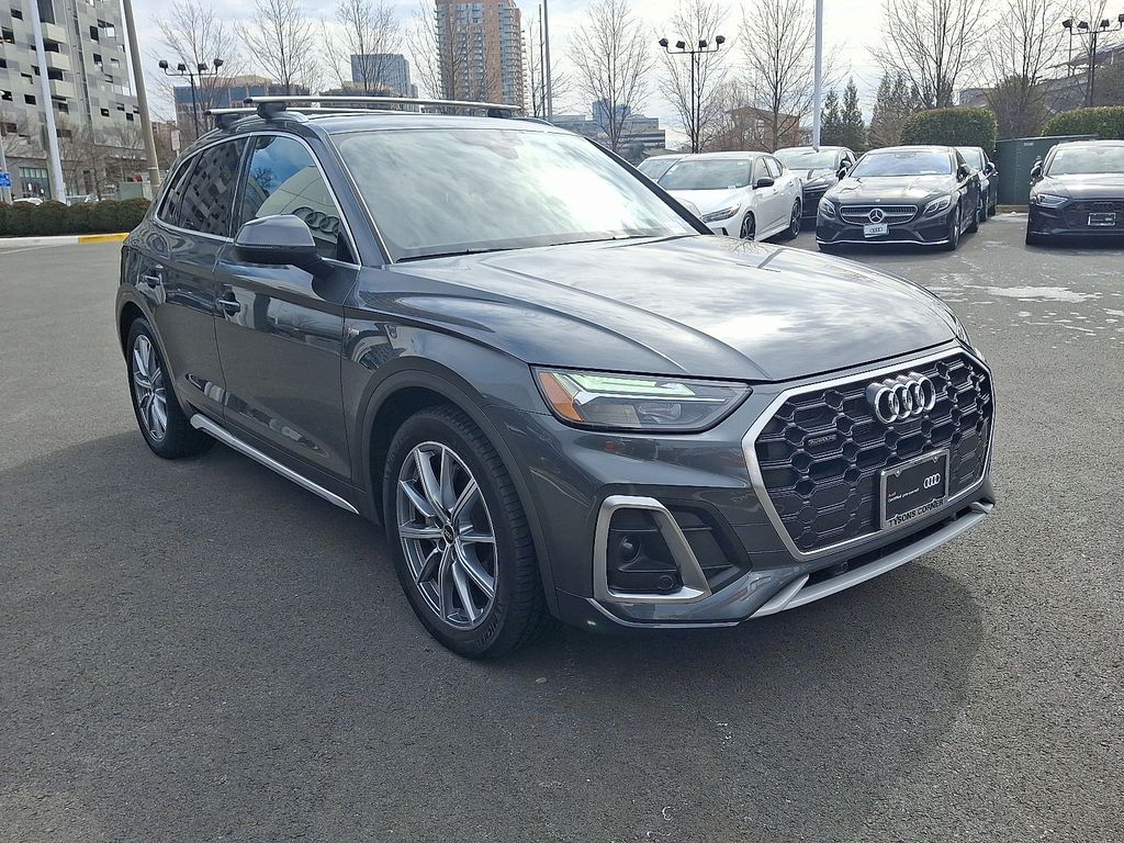 Thumbnail: 2021 Audi Q5 - 3