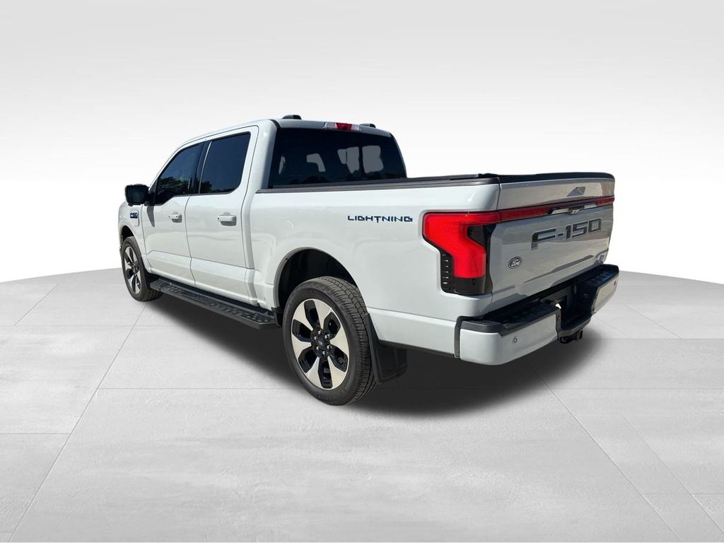 2024 Avalanche Ford F-150 Lightning Platinum AWD Truck