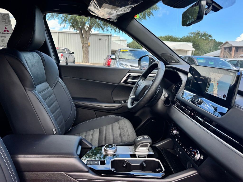 New 2026 Mitsubishi Outlander SUV