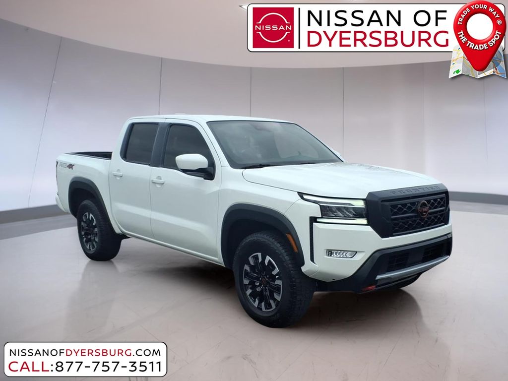 Glacier White 2024 Nissan Frontier PRO-4X Crew Cab 4WD Pickup Truck Four-Wheel Drive 9-Speed Automatic Overdrive