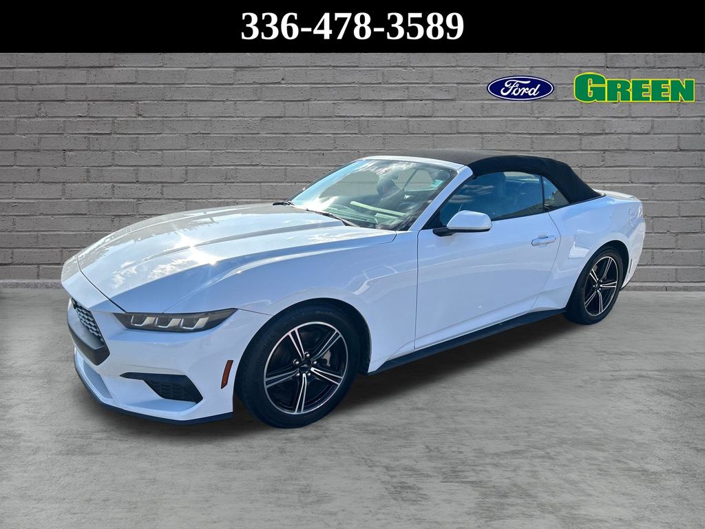 Oxford White 2025 Ford Mustang Convertible Rear-Wheel Drive Automatic