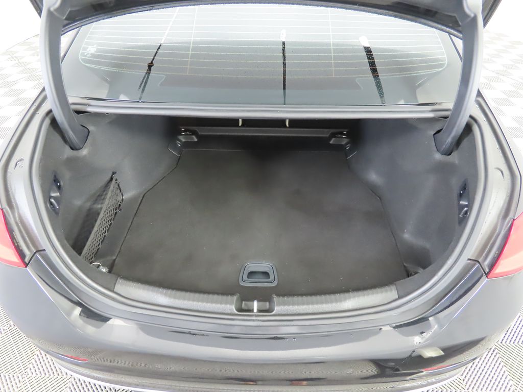 Thumbnail: 2022 Mercedes-Benz C-Class - 28