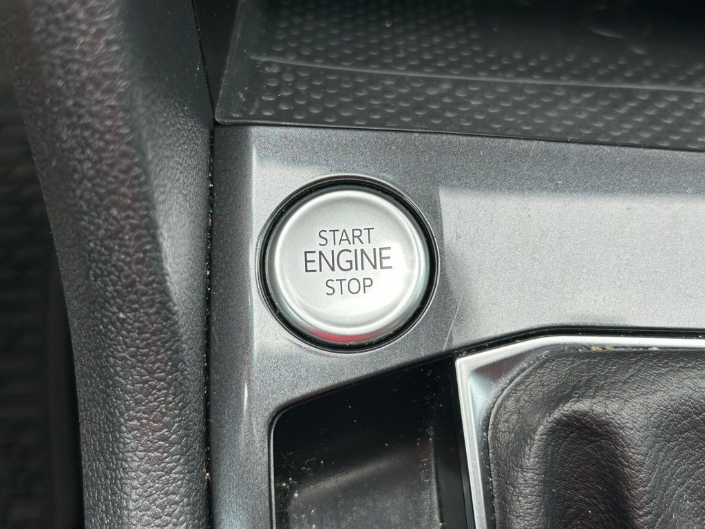 2022 Volkswagen Tiguan 2.0T 28
