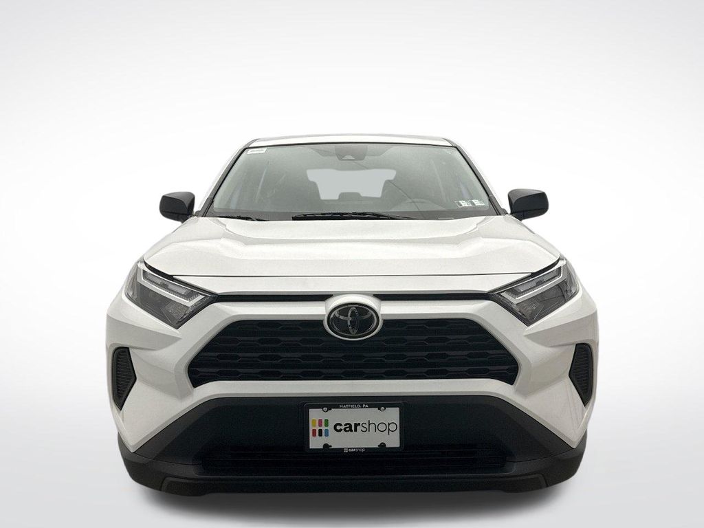 Thumbnail: 2024 Toyota RAV4 - 8