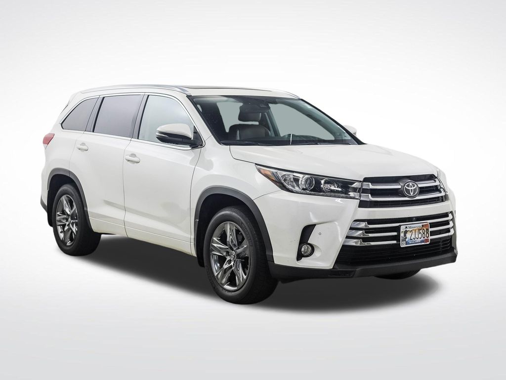 Thumbnail: 2018 Toyota Highlander - 7
