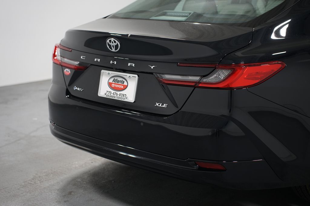 Thumbnail: 2025 Toyota Camry - 9