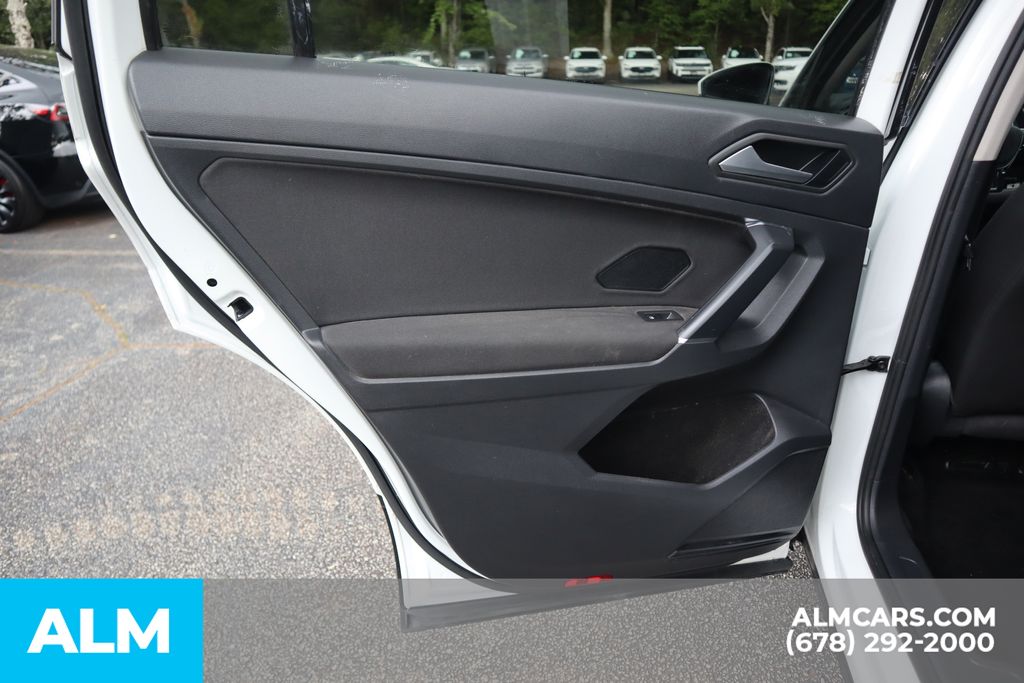 2020 Volkswagen Tiguan S photo 17