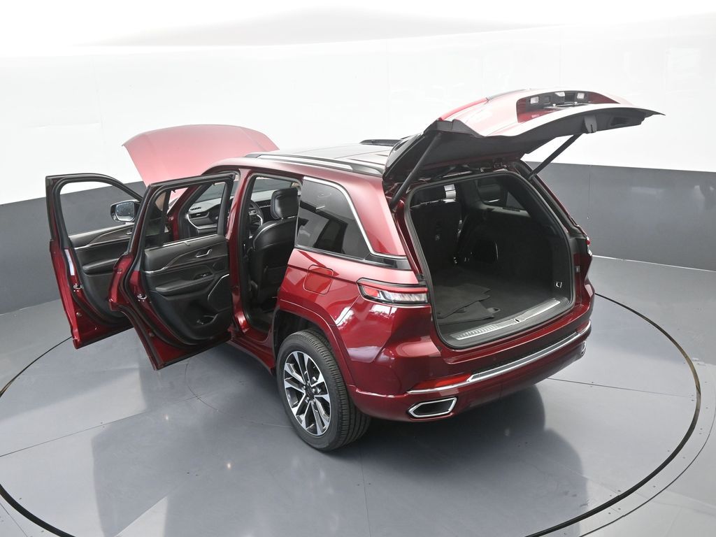 Used 2023 Velvet Red Pearlcoat Jeep Overland image 71