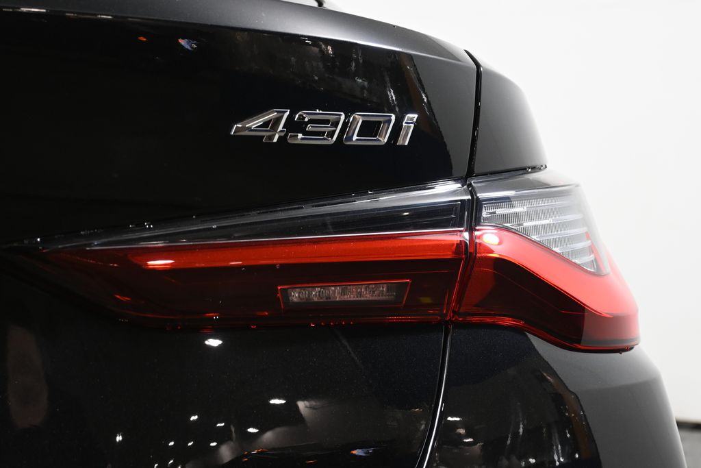 Thumbnail: 2026 BMW 4 Series - 13