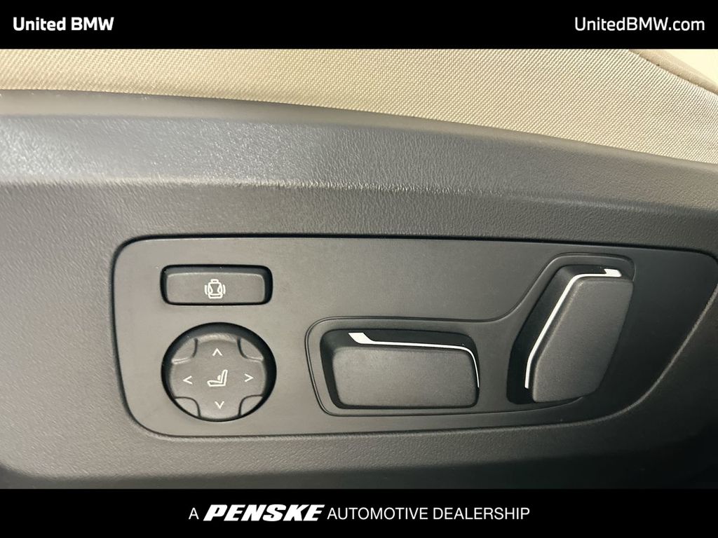 Thumbnail: 2026 BMW X3 - 12