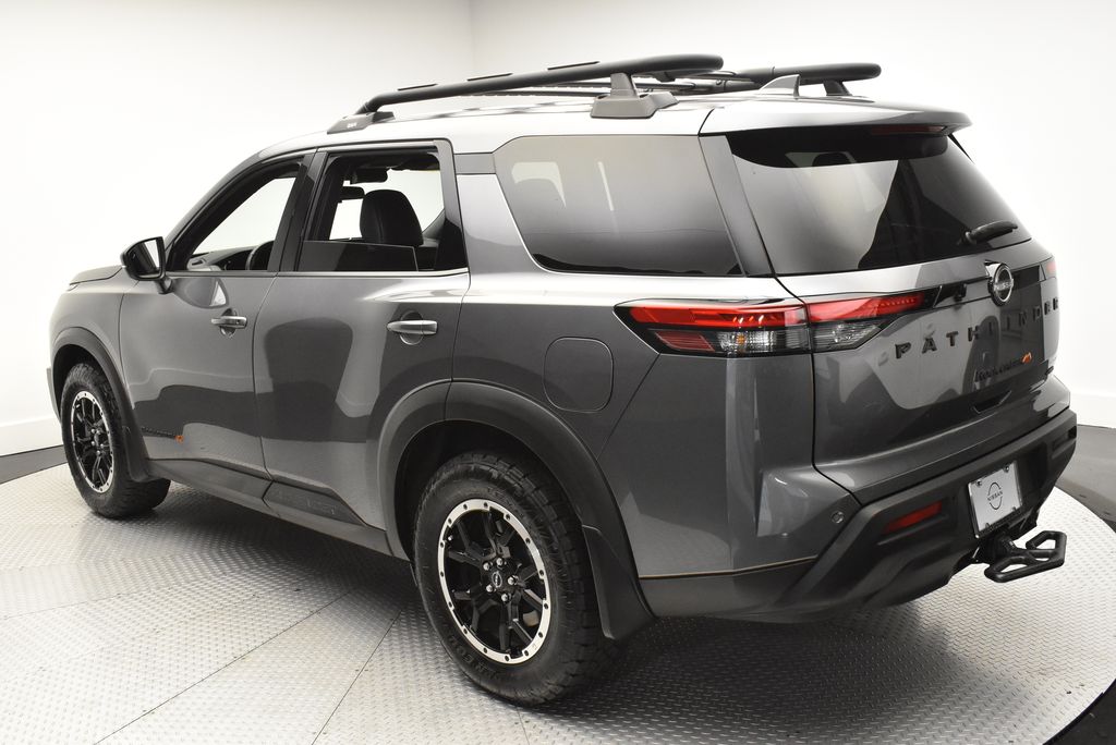Thumbnail: 2023 Nissan Pathfinder - 7