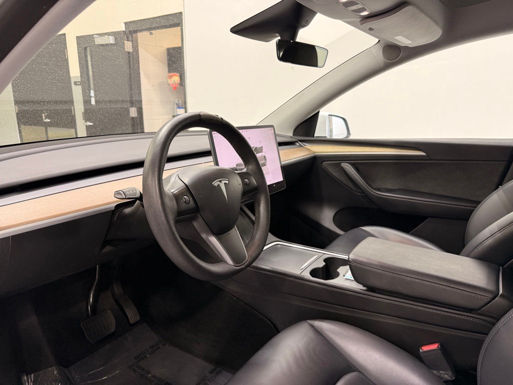 Thumbnail: 2023 Tesla Model Y - 11