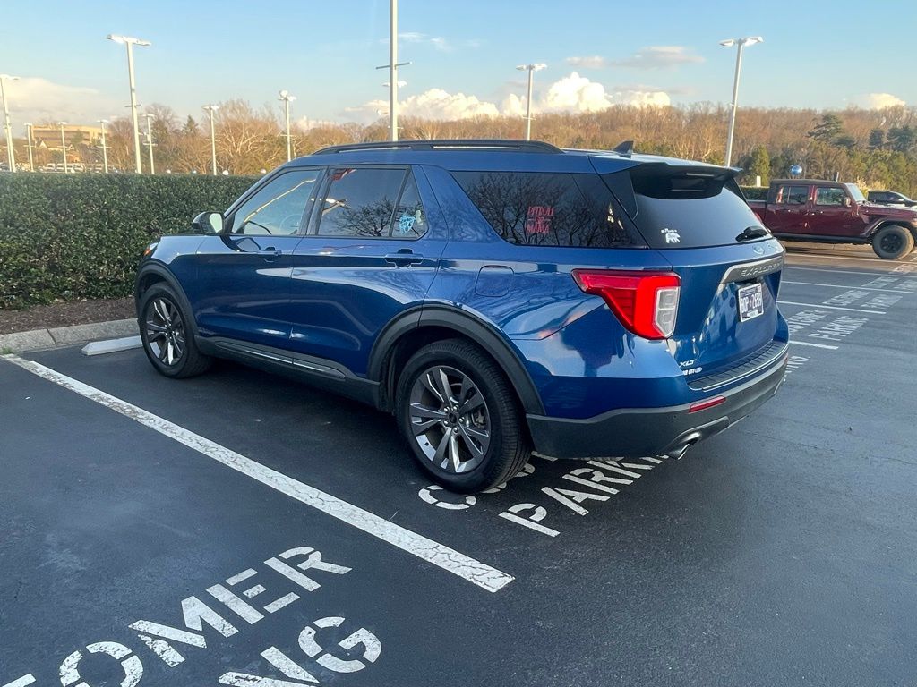 2022 Ford Explorer XLT RWD