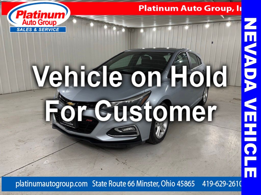 2017 Chevrolet Cruze LT Hatchback Auto's photo