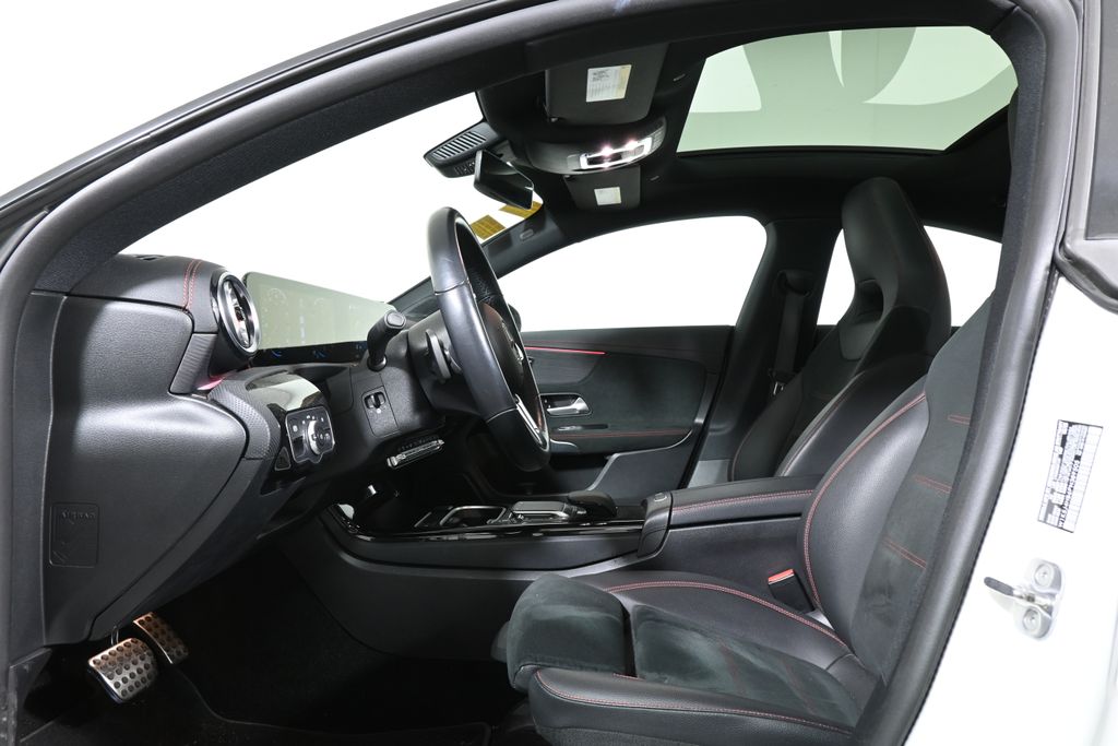 2023 Mercedes-Benz CLA 250 3