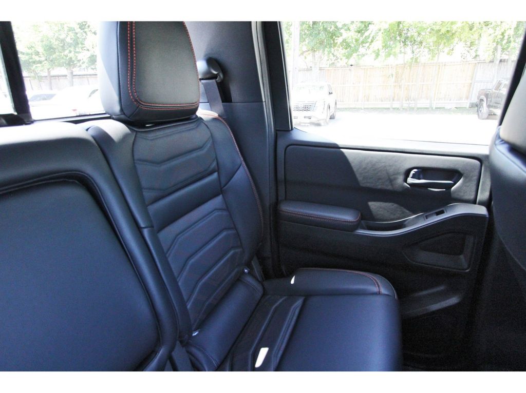 2026 Nissan Frontier PRO-X - 9