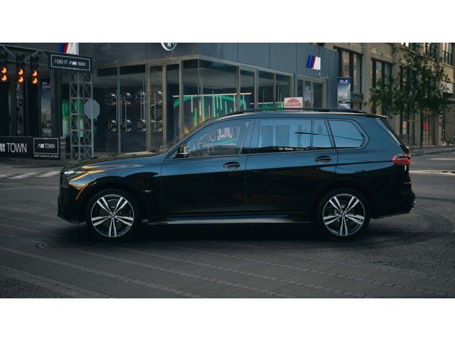 Thumbnail: 2026 BMW X7 - 4