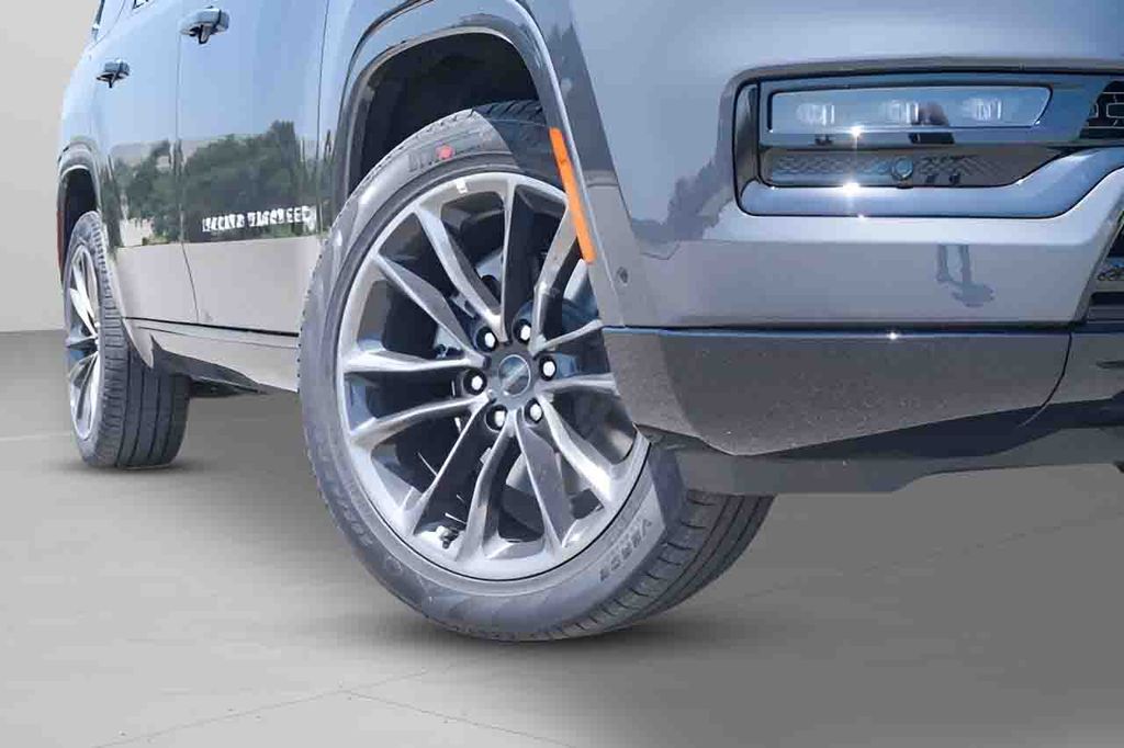 Used Car 2024 Jeep Grand Wagoneer  Utility Series Iii Four Wheel Drive For Sale Under $90,000 In Austin, Texas