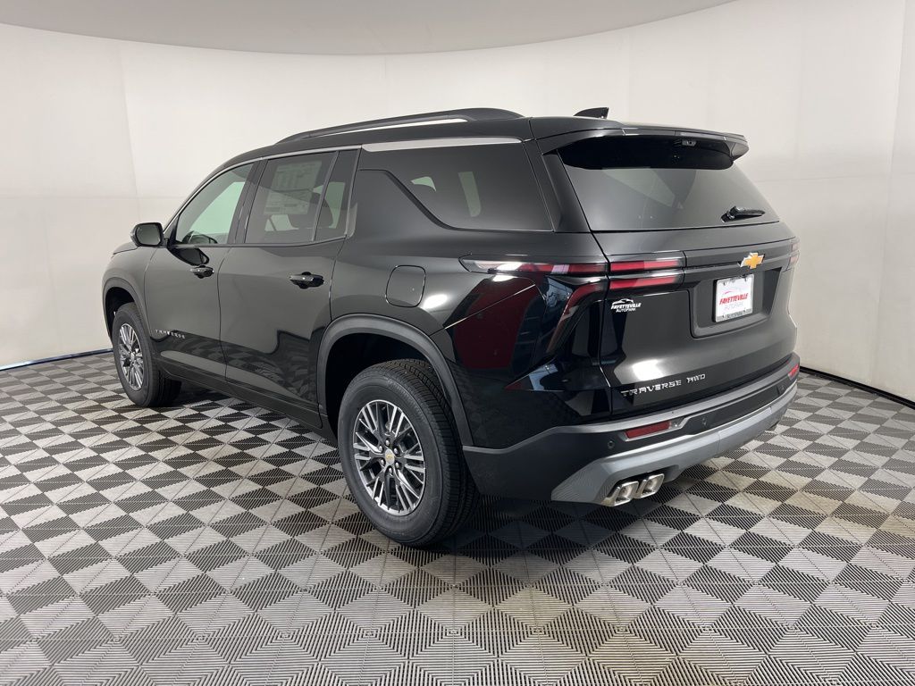 Thumbnail: 2026 Chevrolet Traverse - 3