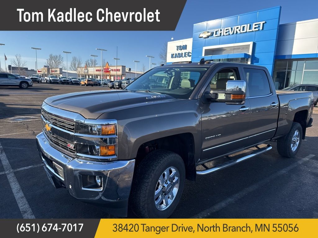 2015 Chevrolet Silverado 3500HD LTZ Crew Cab 4WD