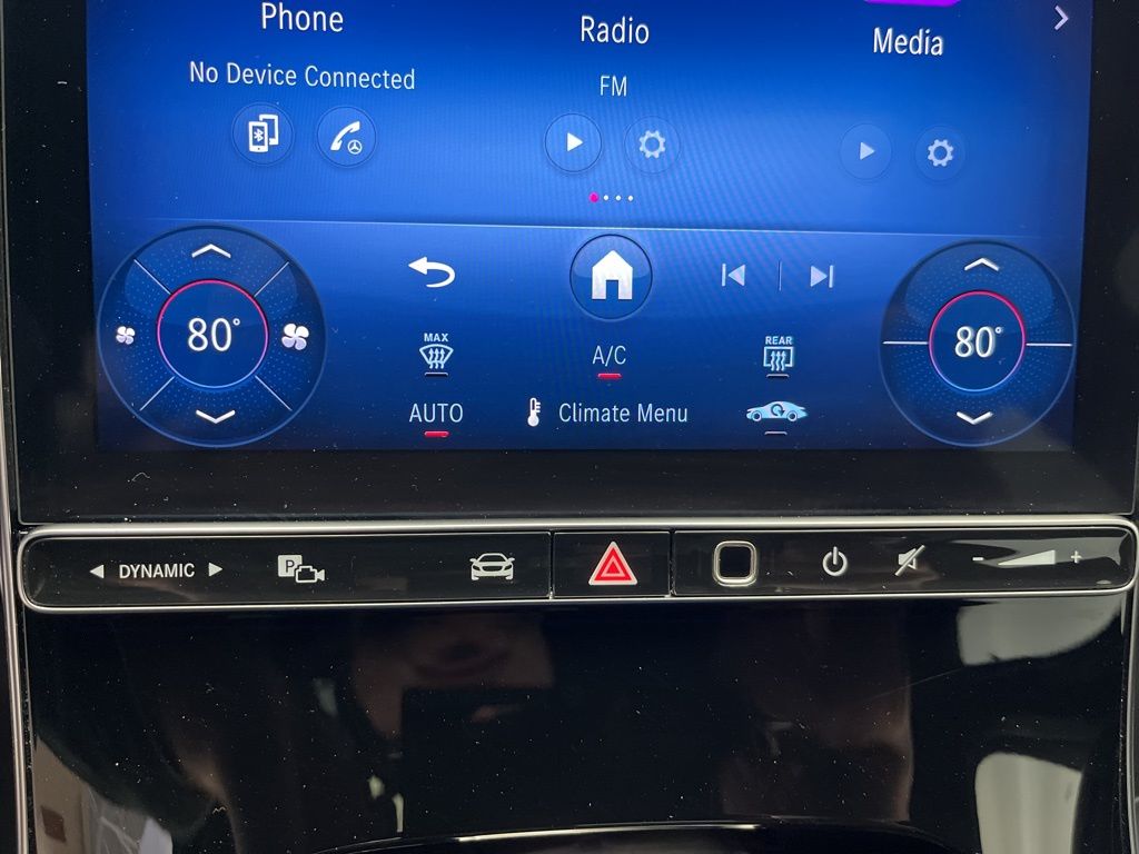 Thumbnail: 2025 Mercedes-Benz C-Class - 20