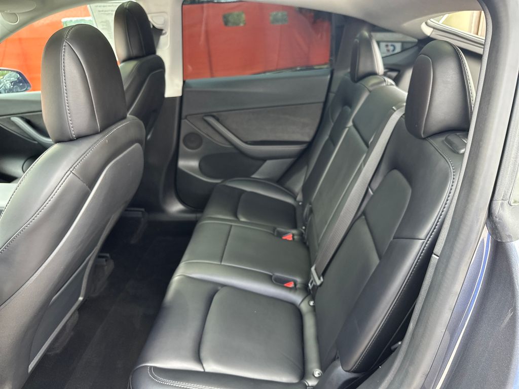 Used Car 2022 Tesla Model Y  Long Range For Sale Under $30,000 In Austin, Texas