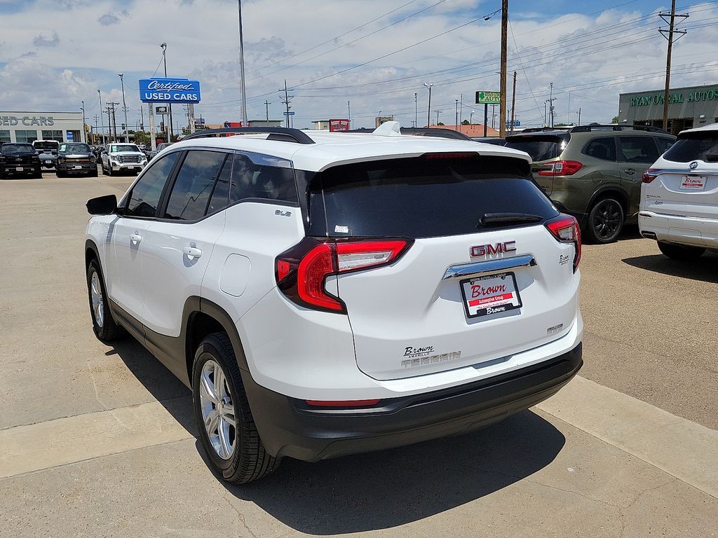 2024 GMC Terrain SLE White at Brown Honda