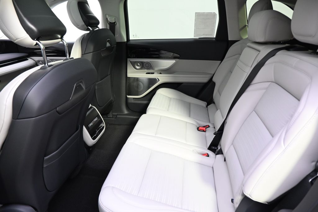 New 2026 Gray Lincoln Reserve image 21