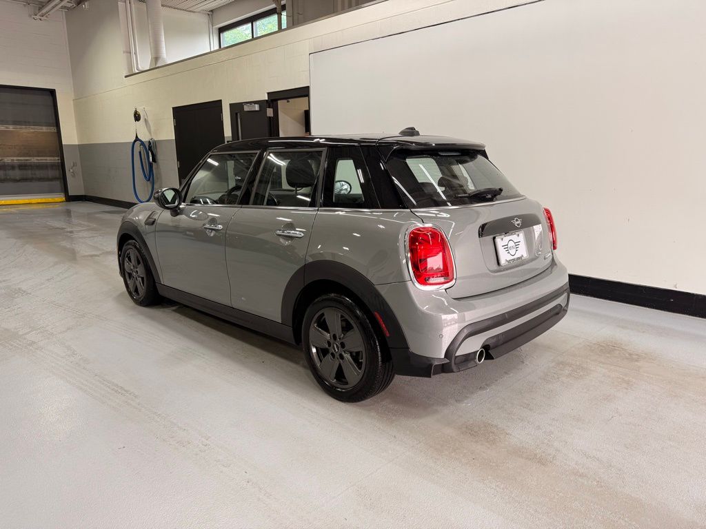 2023 MINI Cooper Base 3