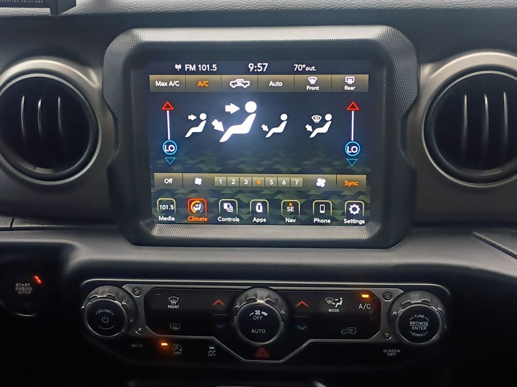 Used Car 2021 Jeep Gladiator  Sport For Sale Under $25,000 In Austin, Texas