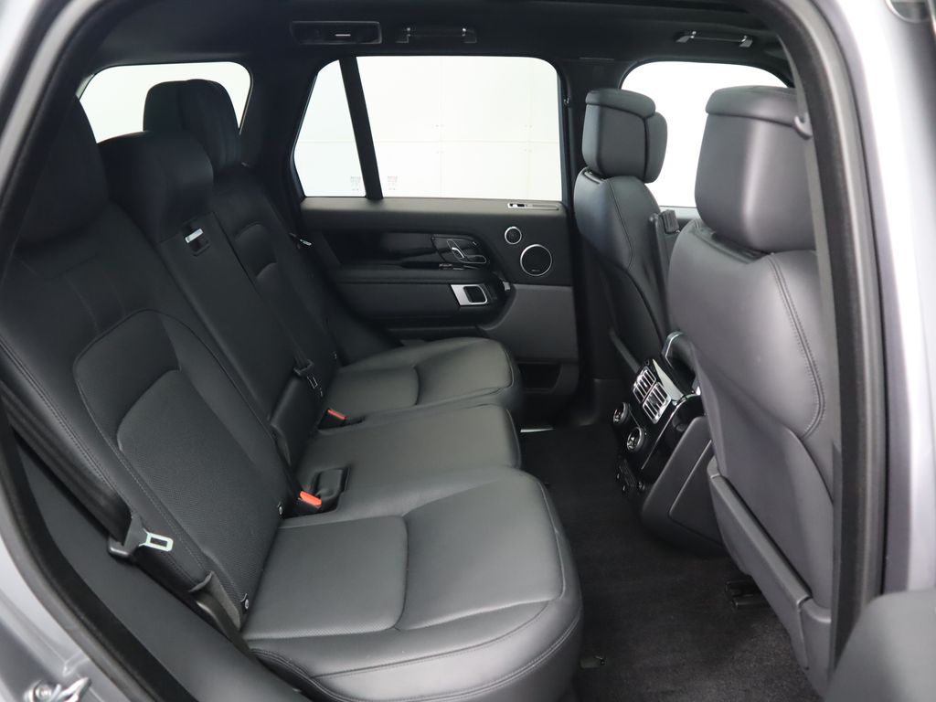 Thumbnail: 2021 Land Rover Range Rover - 22