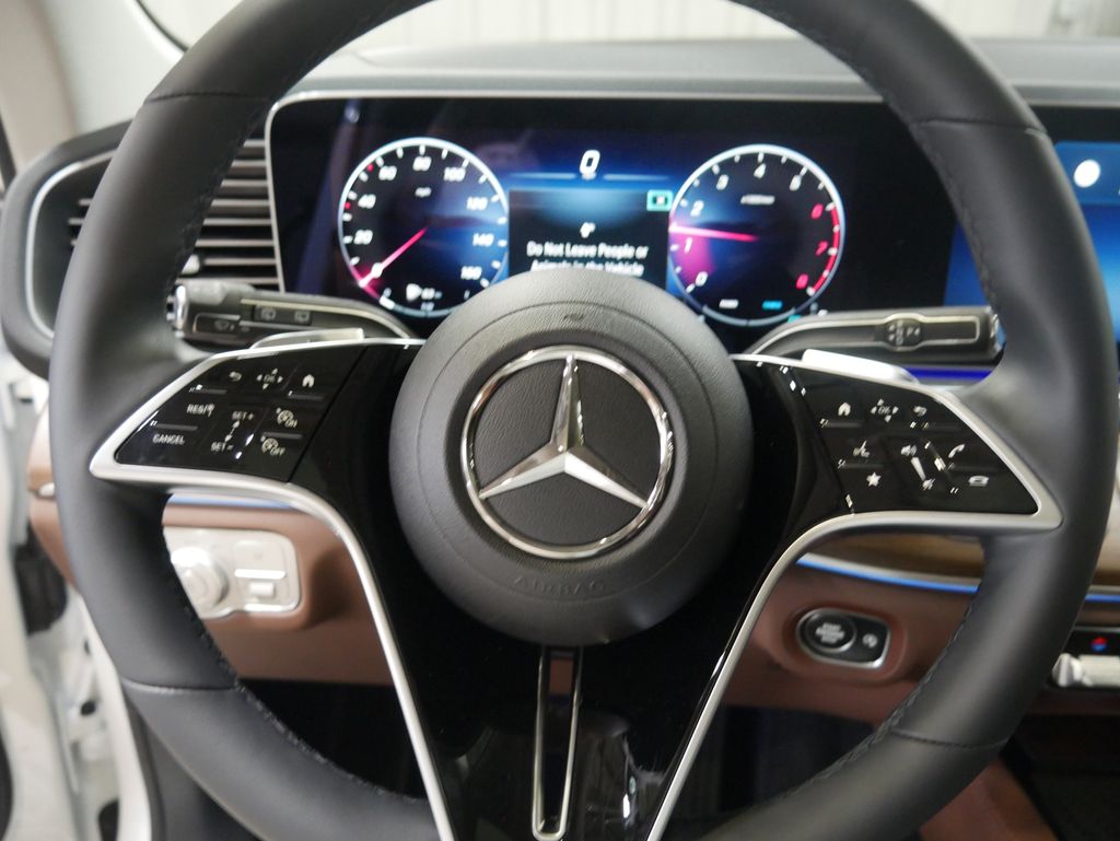 Thumbnail: 2026 Mercedes-Benz GLE - 31