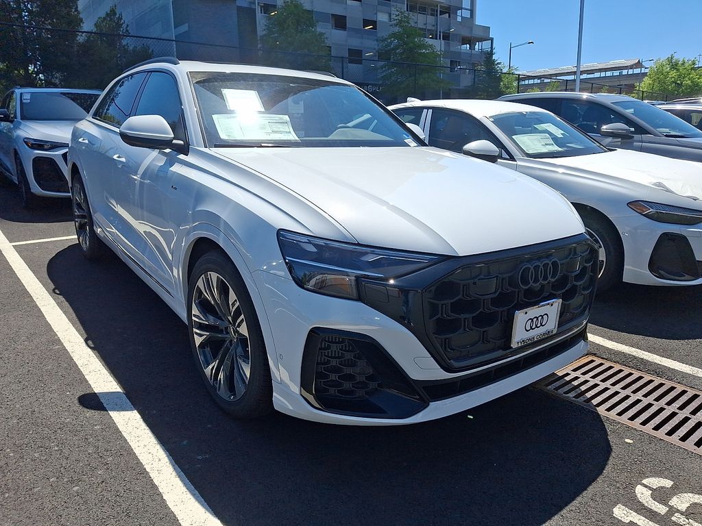 Thumbnail: 2026 Audi Q8 - 3