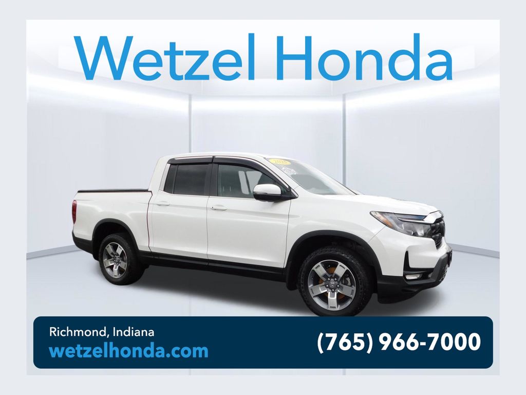 Platinum White Pearl 2025 Honda Ridgeline Pickup Truck All-Wheel Drive 9-Speed Automatic