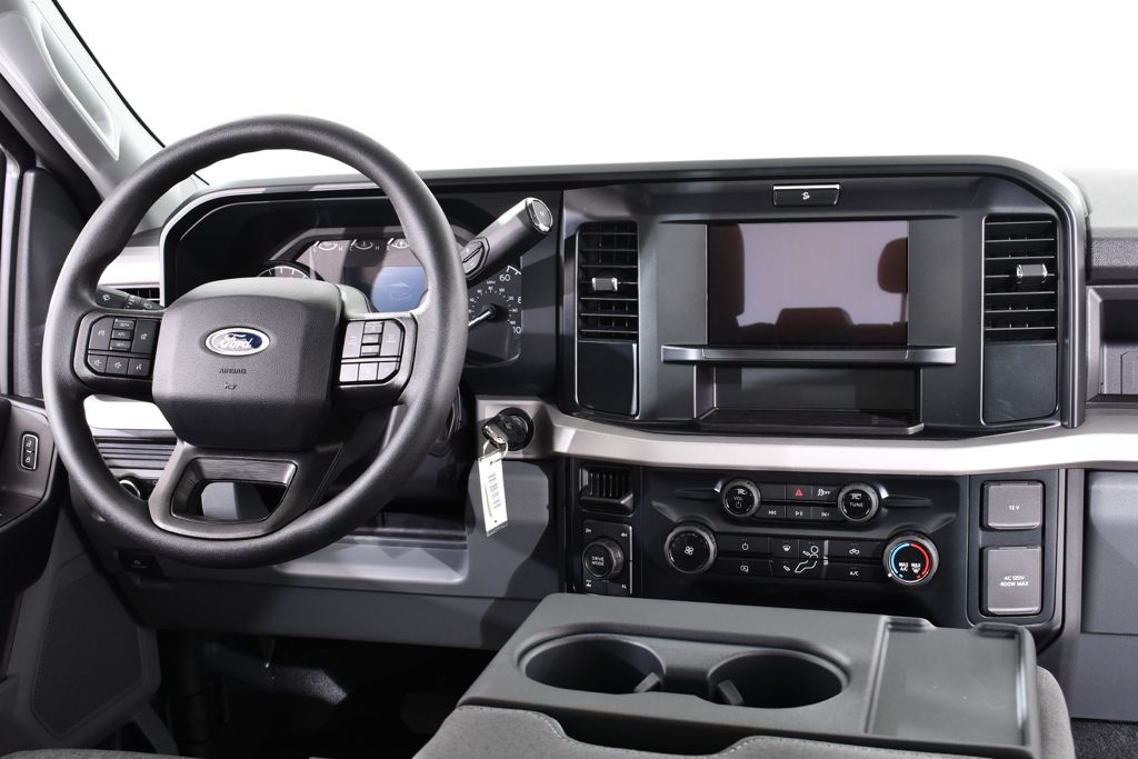 New 2026 White Ford XL image 8