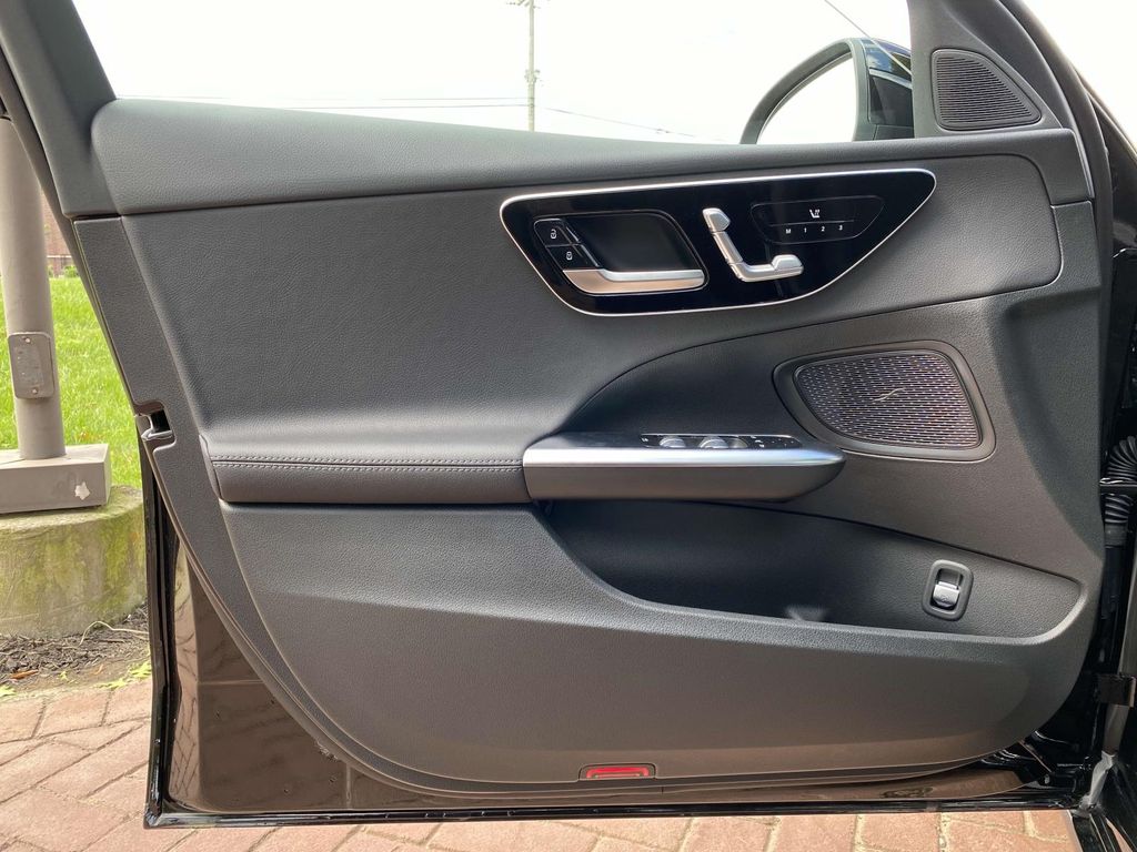 Thumbnail: 2024 Mercedes-Benz C-Class - 24