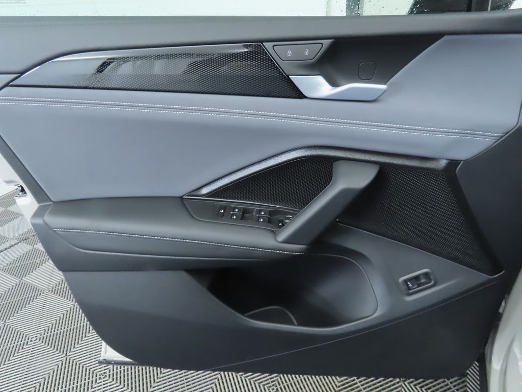 Thumbnail: 2026 Volkswagen Tiguan - 24