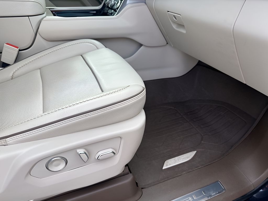 Used Car 2023 Gmc Yukon Xl  Denali For Sale Under $60,000 In Austin, Texas