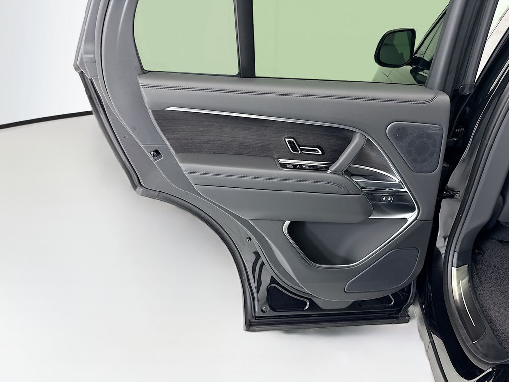 Thumbnail: 2026 Land Rover Range Rover - 25