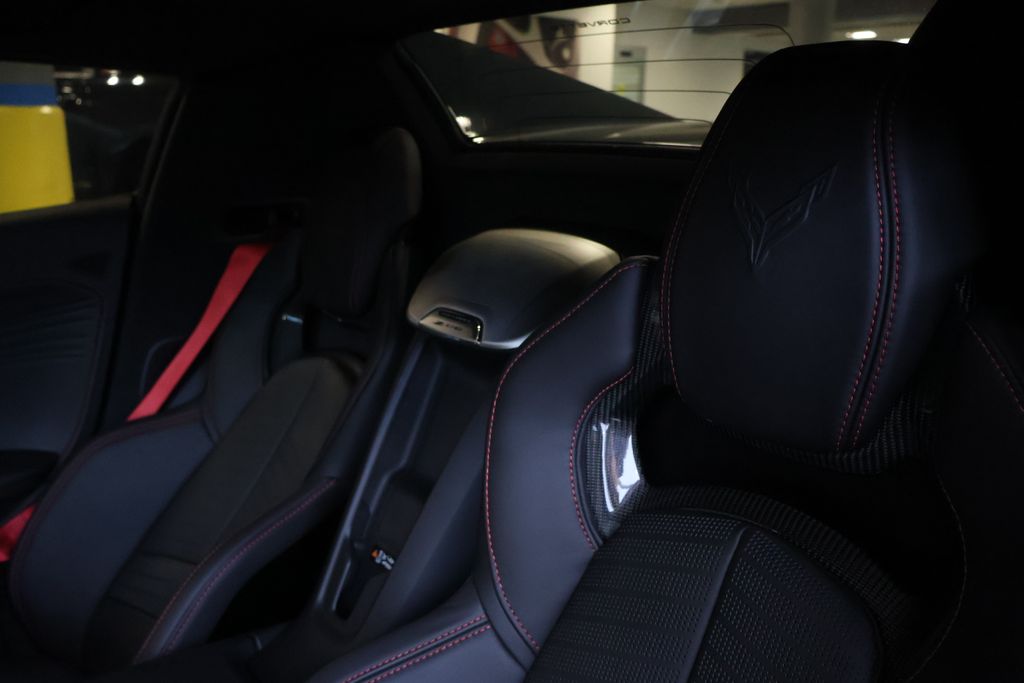 Thumbnail: 2025 Chevrolet Corvette - 17