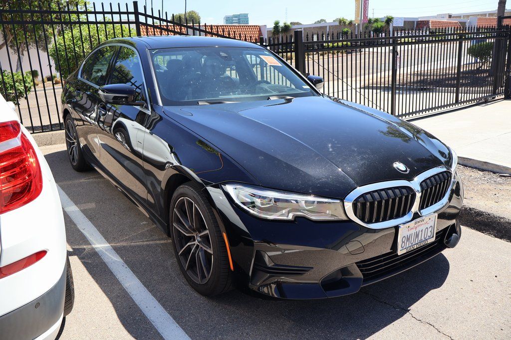 Thumbnail: 2020 BMW 3 Series - 4