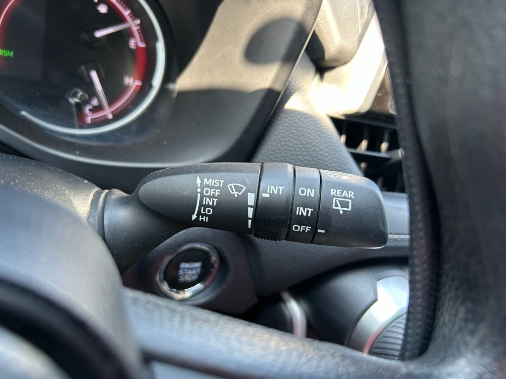 2023 Toyota RAV4 XLE 21