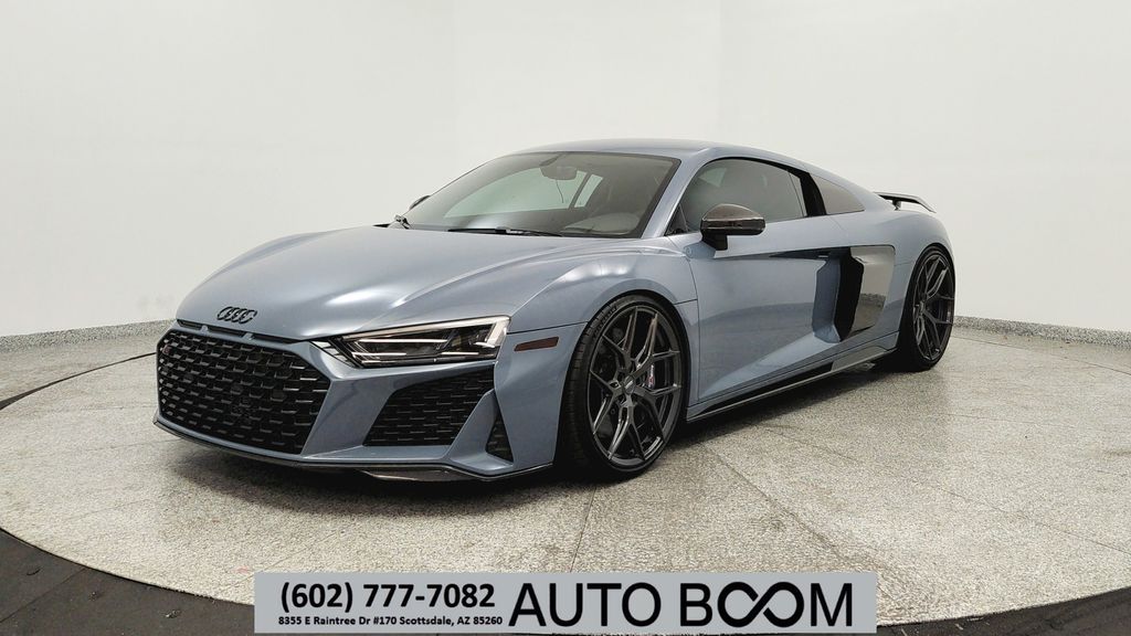 Kemora Gray Metallic 2020 Audi R8 quattro V10 Performance Coupe AWD Coupe All-Wheel Drive 7-Speed Automatic