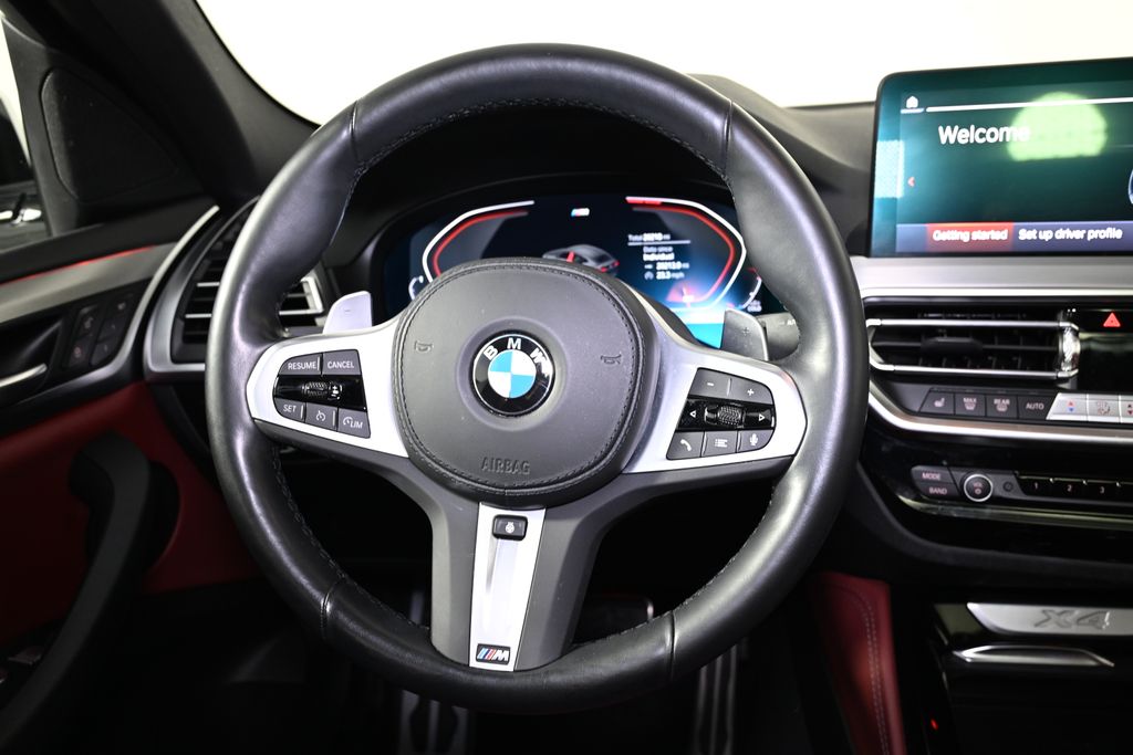 Thumbnail: 2023 BMW X4 - 16